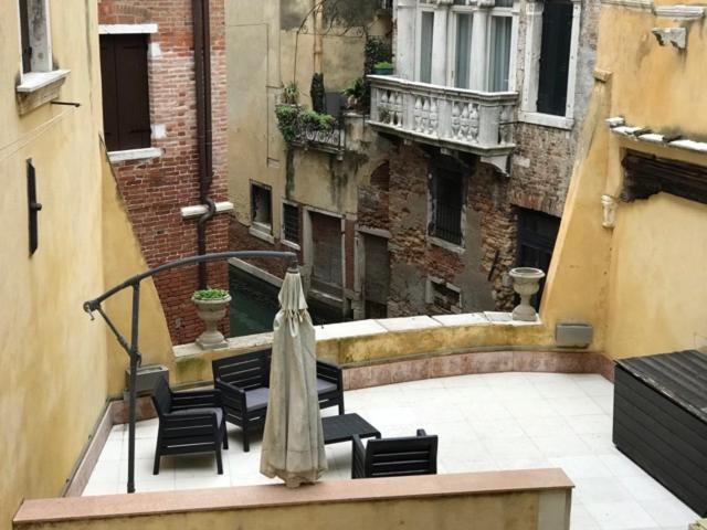 Luxury Apartment San Marco Experience Veneţia Exterior foto