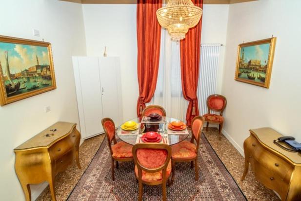 Luxury Apartment San Marco Experience Veneţia Exterior foto